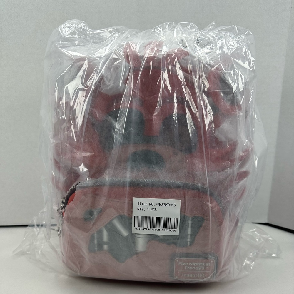 Loungefly NYCC Limited Edition Five Nights At Freddy's Foxy Cosplay Mini Backpac - Picture 6 of 6